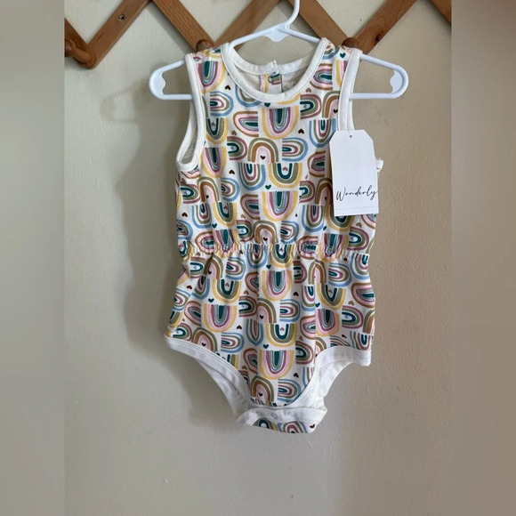 Wonderfly size 24m - Picture 2 of 4